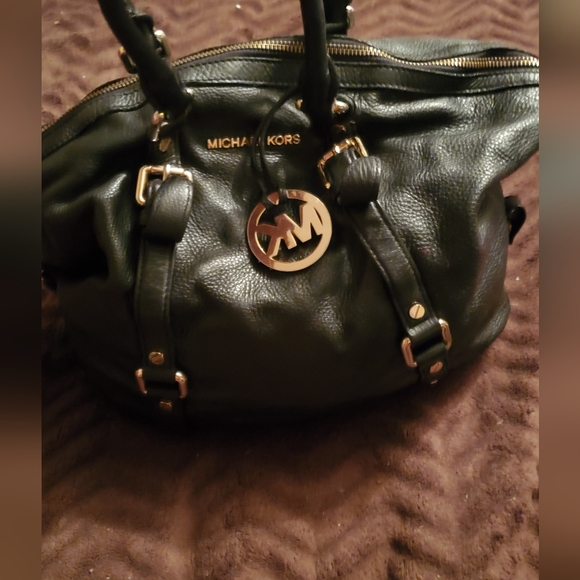 Black Michael Kors (authentic) bag - Picture 3 of 4